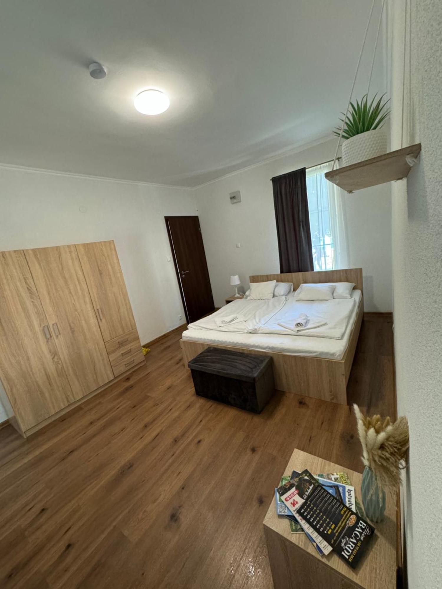 Blathy Apartman Siofok Luaran gambar